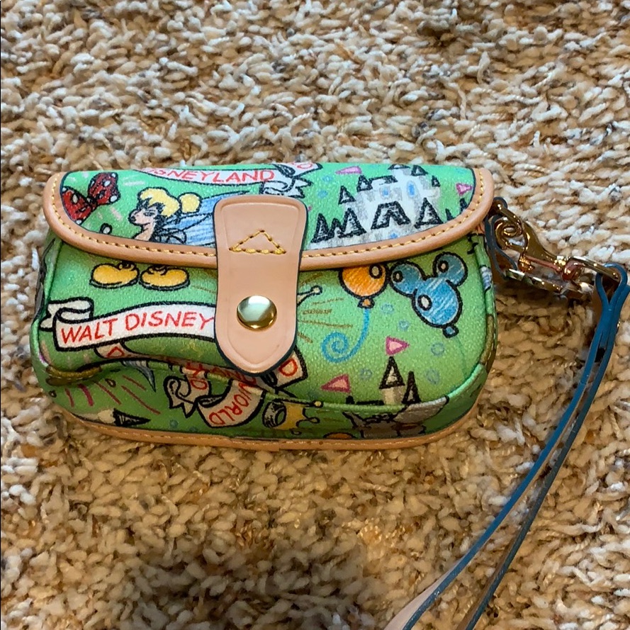 Brand New Dooney And Bourke Wristlet